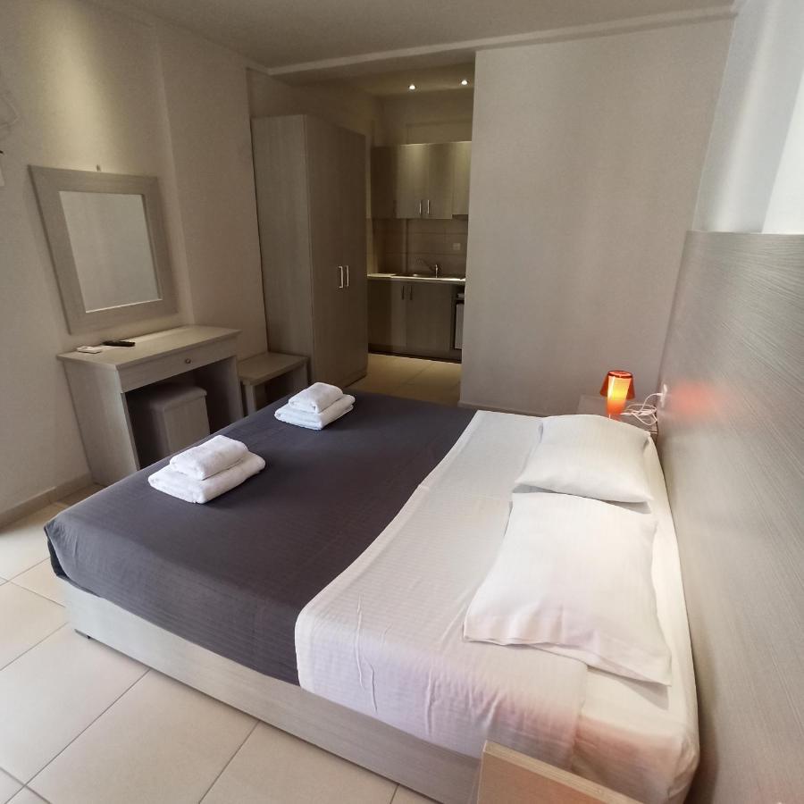 Trianon Studios Tsilivi  Buitenkant foto